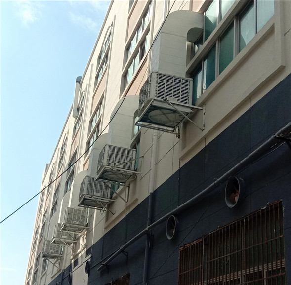 �����ɍ��h�����{���b